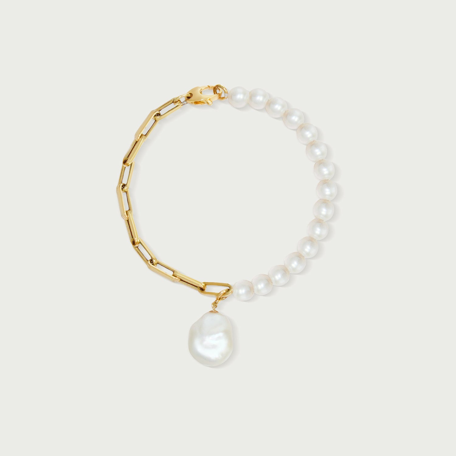 Sunkissed Charm Pearl Bracelet
