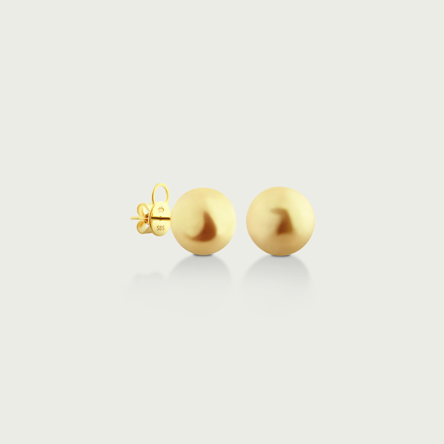 Ocean in Motion Pearl Stud Earrings