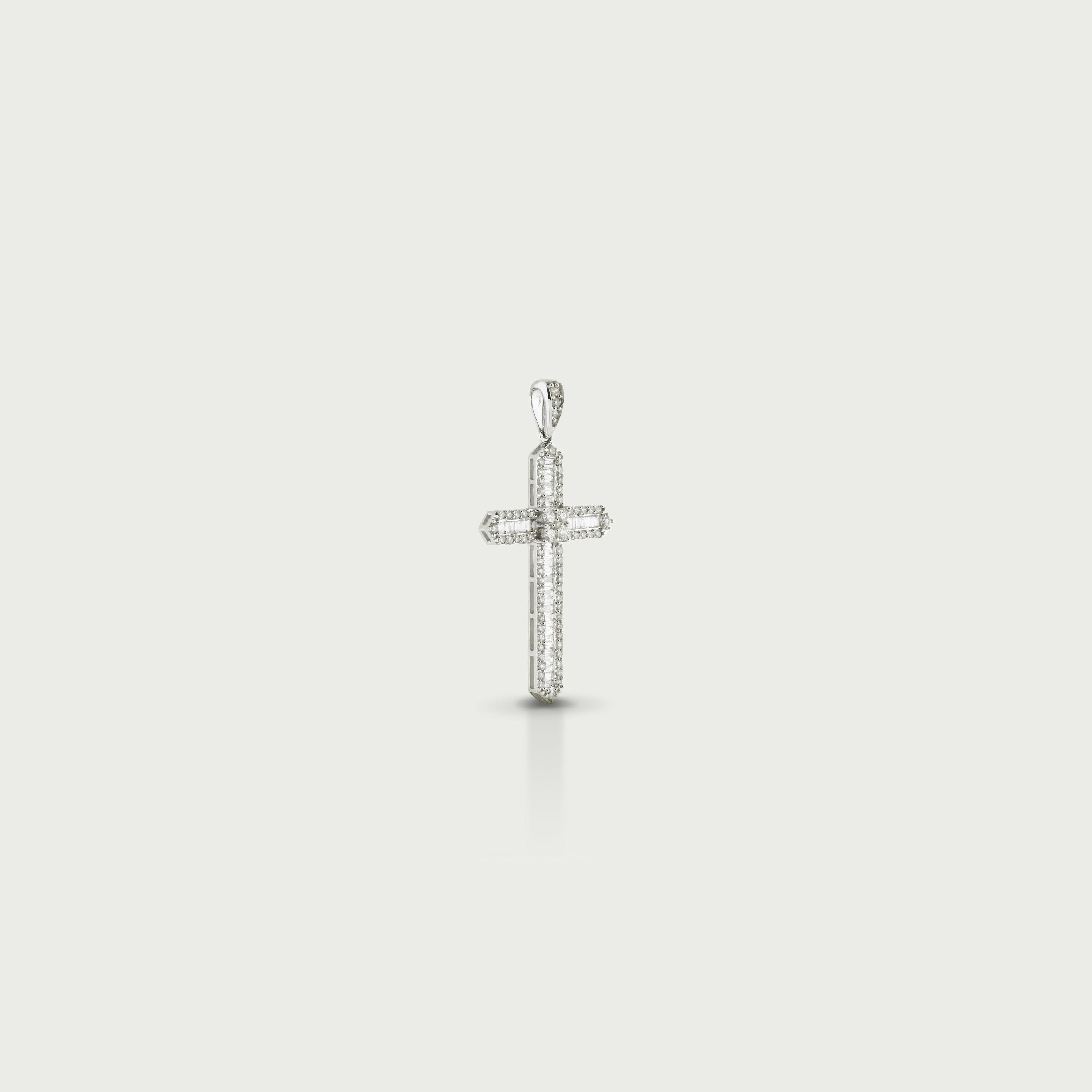 Valloria Cross Diamond Pendant