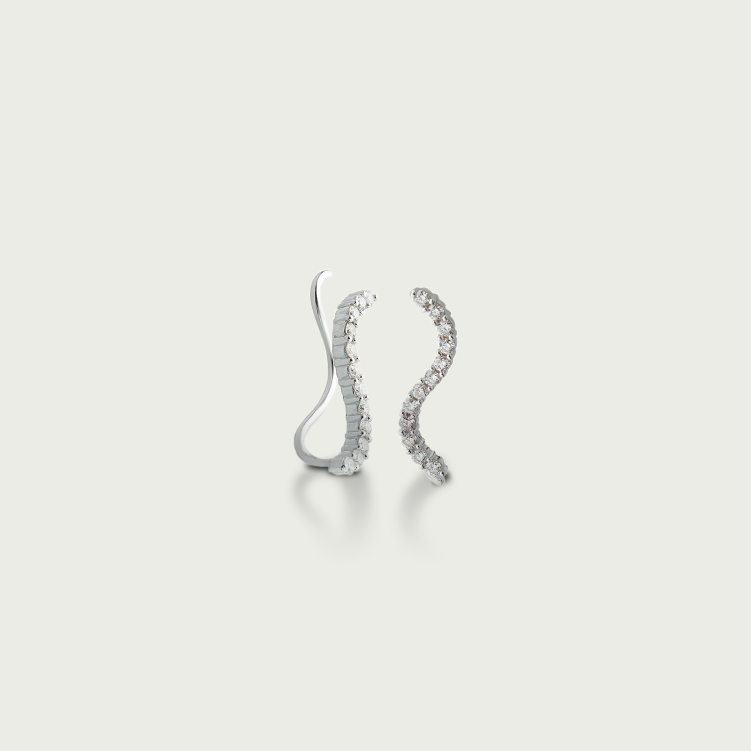 Curve Crush Diamond Crawler Earrings