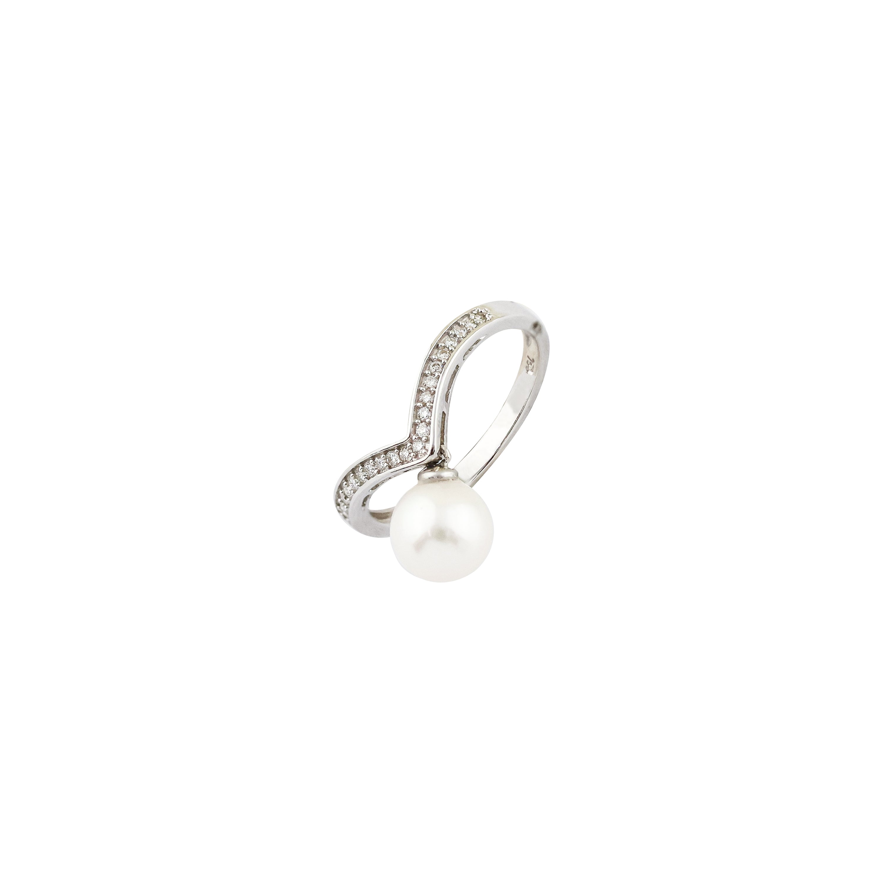 Poise Gold Ring