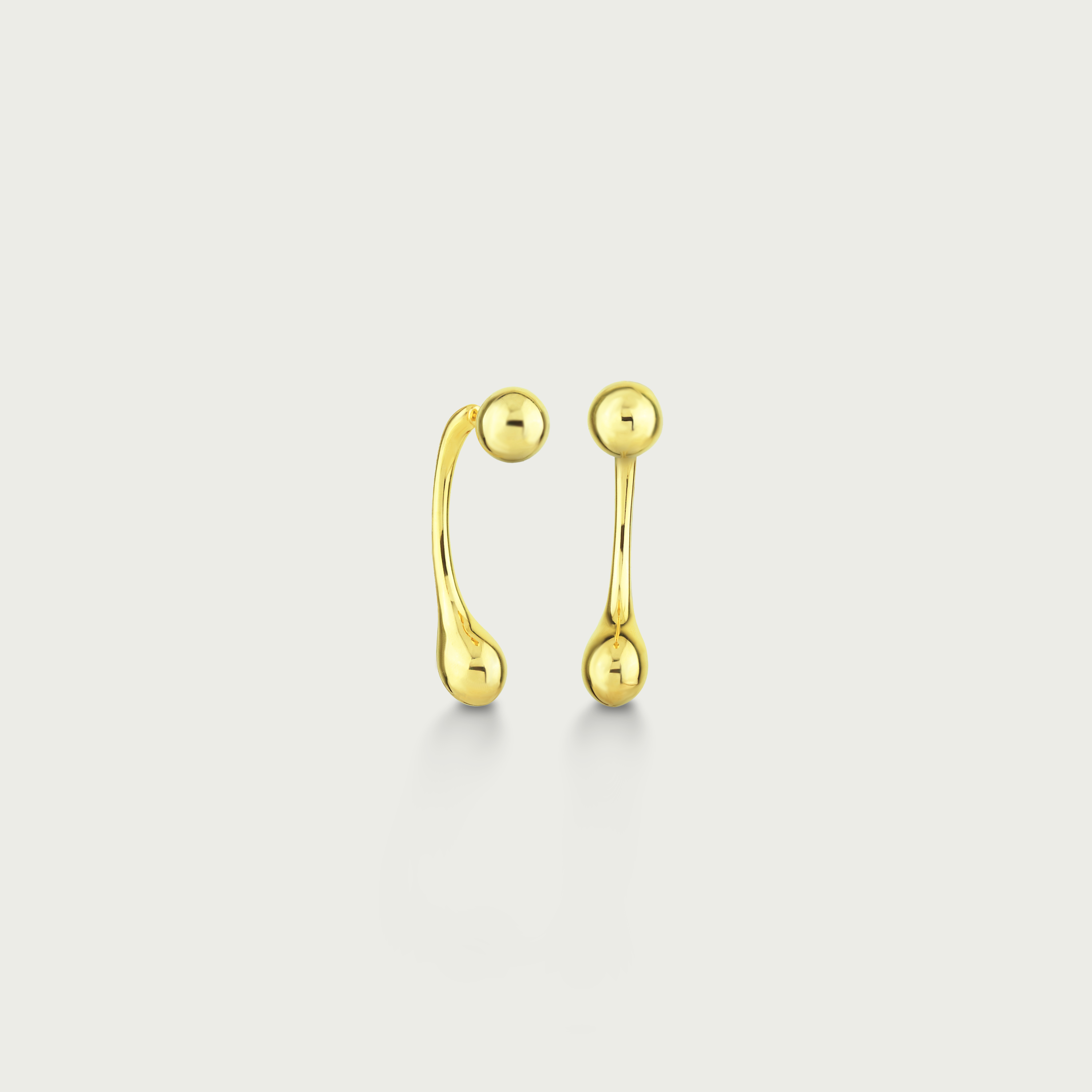 Debut Moment Gold Stud Earrings