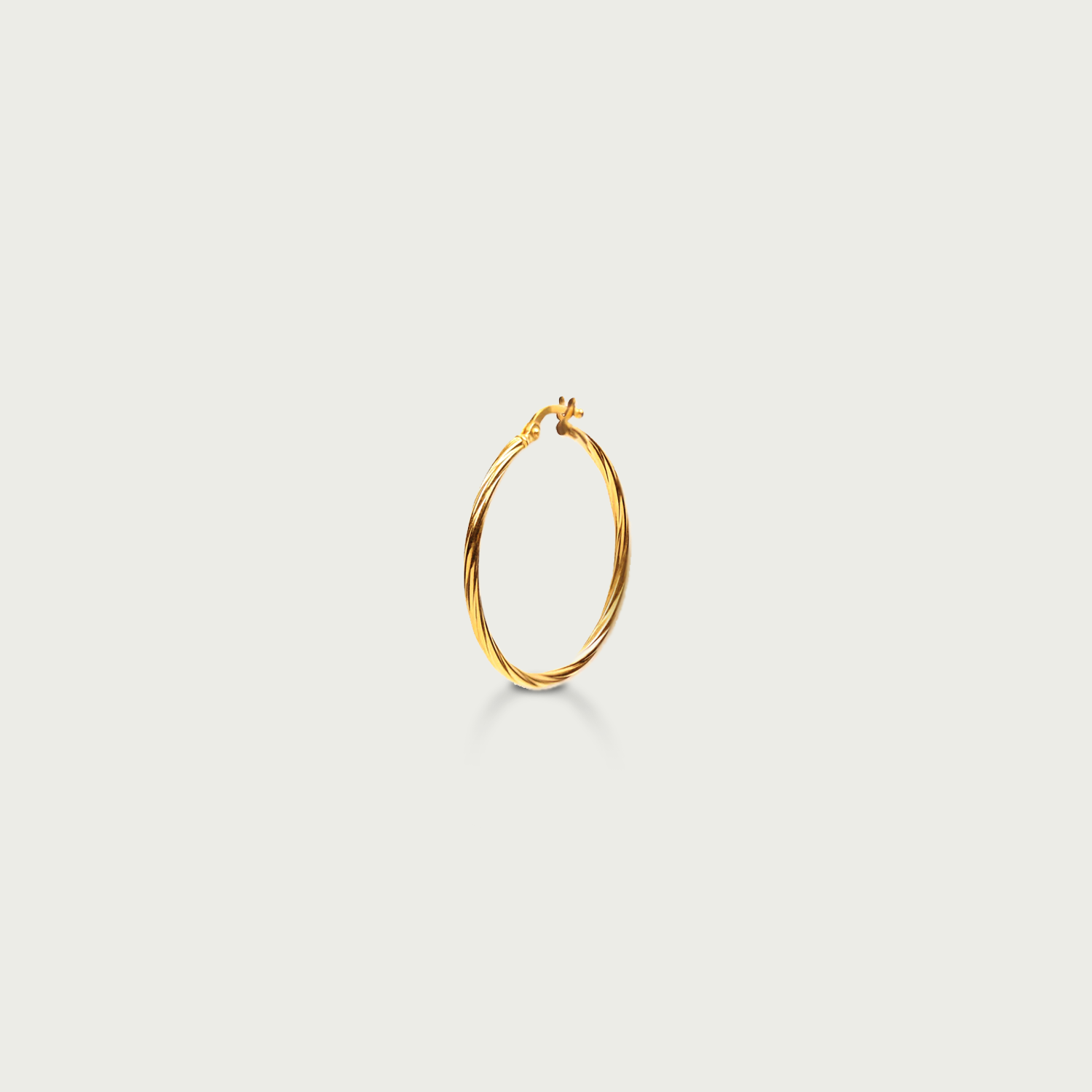 Chic Glamour Gold Hoop Earrings