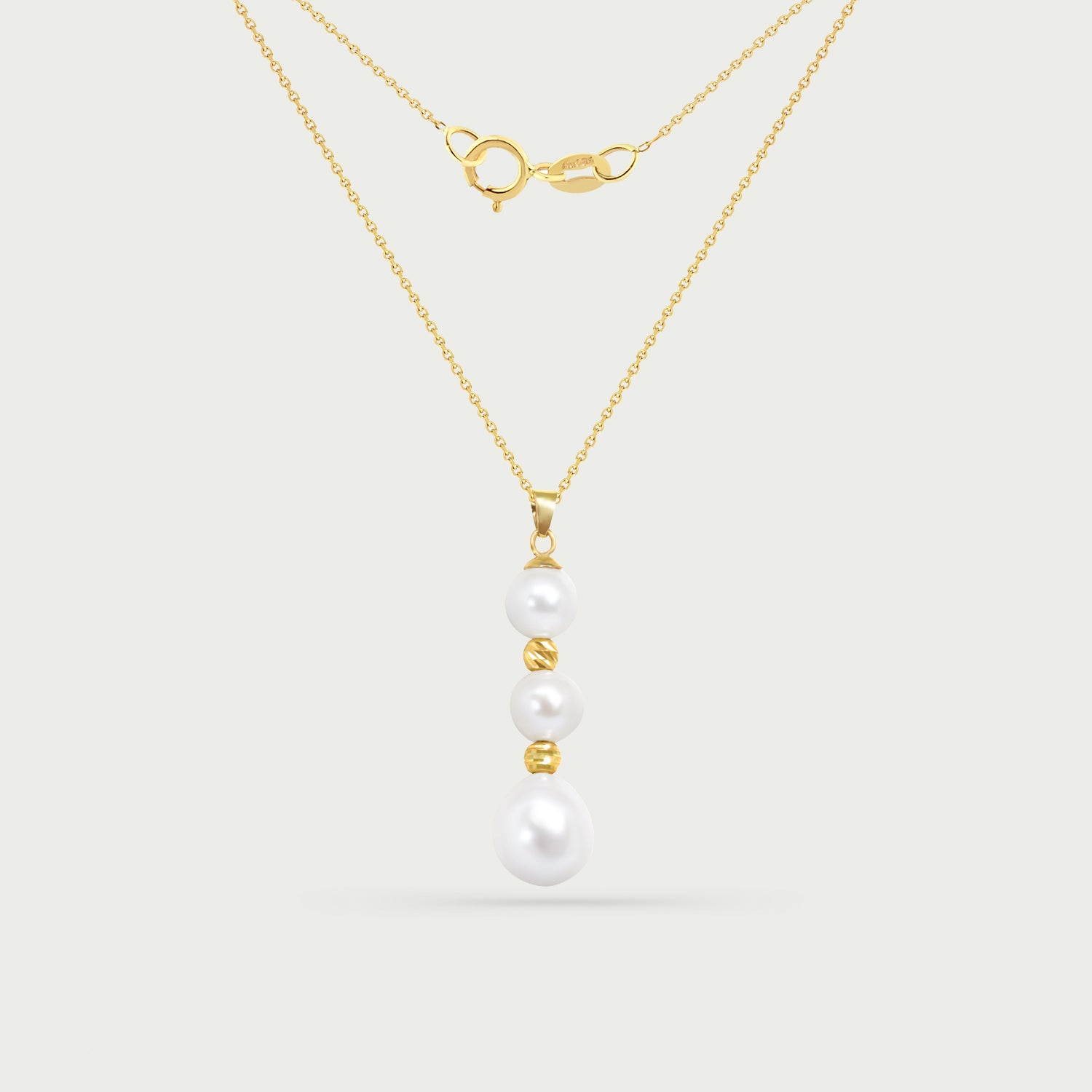 Coastal Echo Pearl Necklace