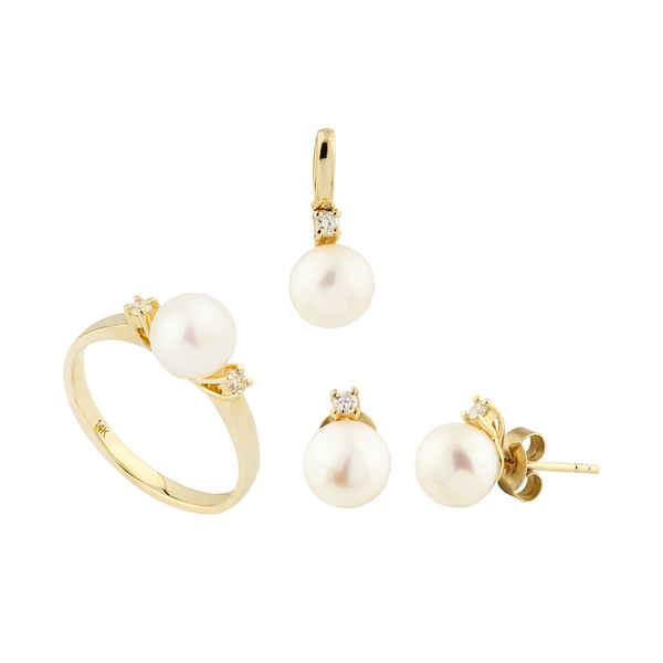 White Freshwater Pearl with Diamond Bridal Set