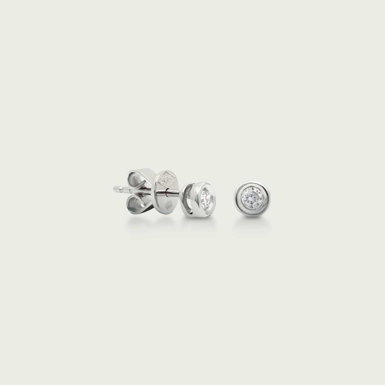 Chic Little Spark Diamond Stud Earrings