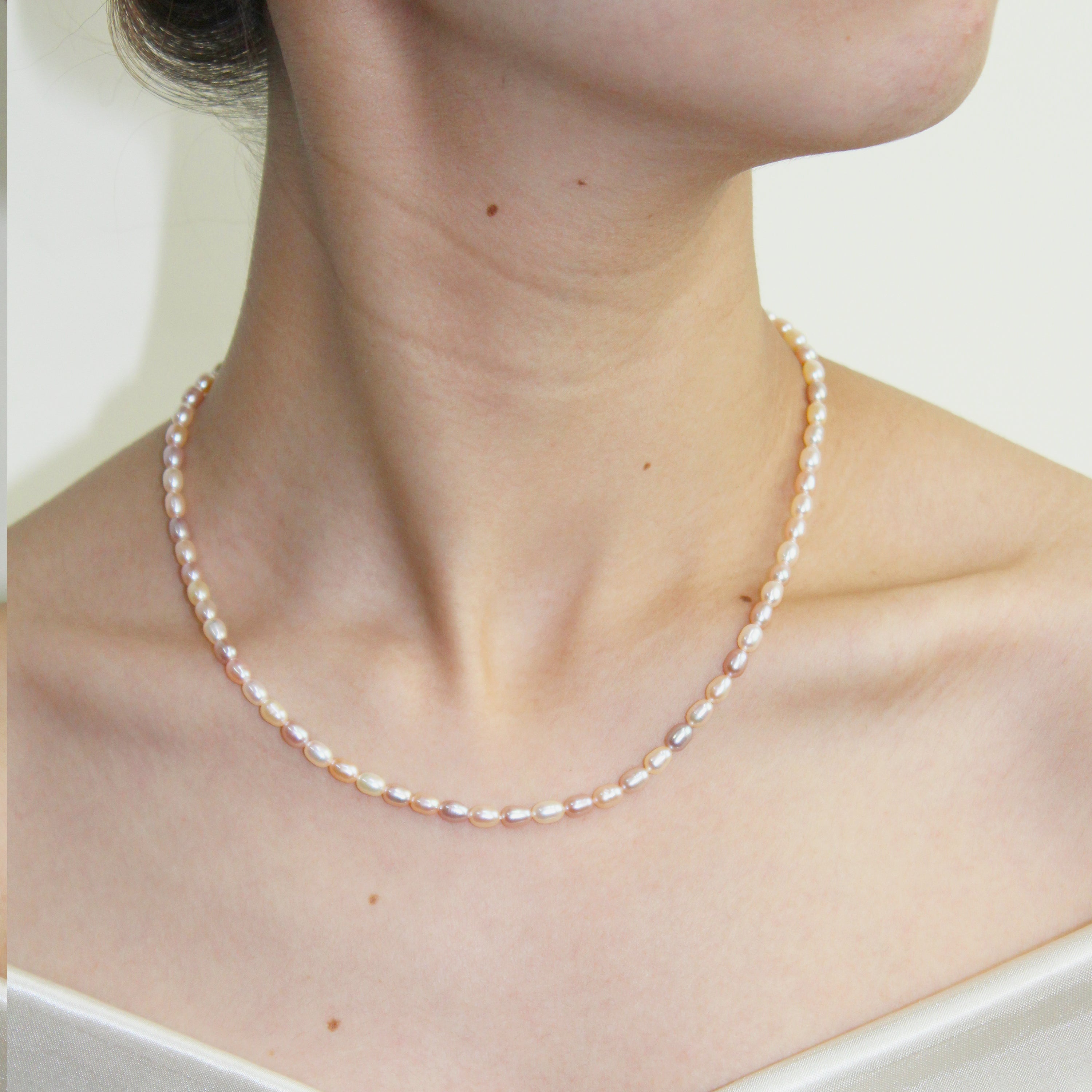 Shine Play Pearl Necklace