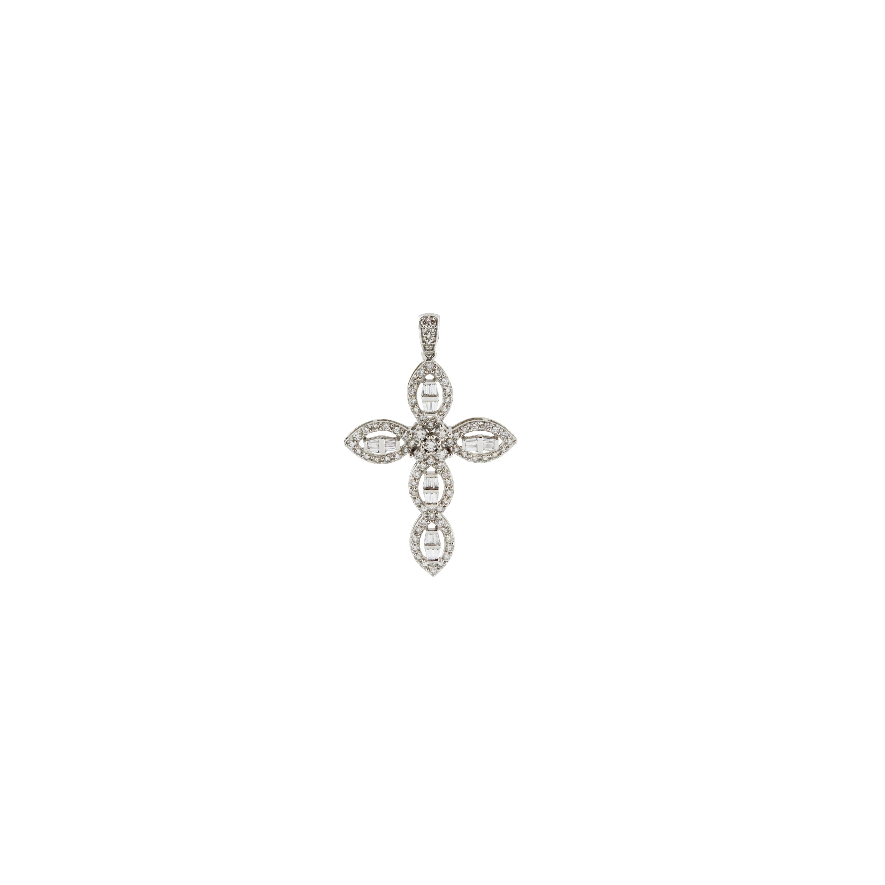 Amariné Cross Diamond Pendant