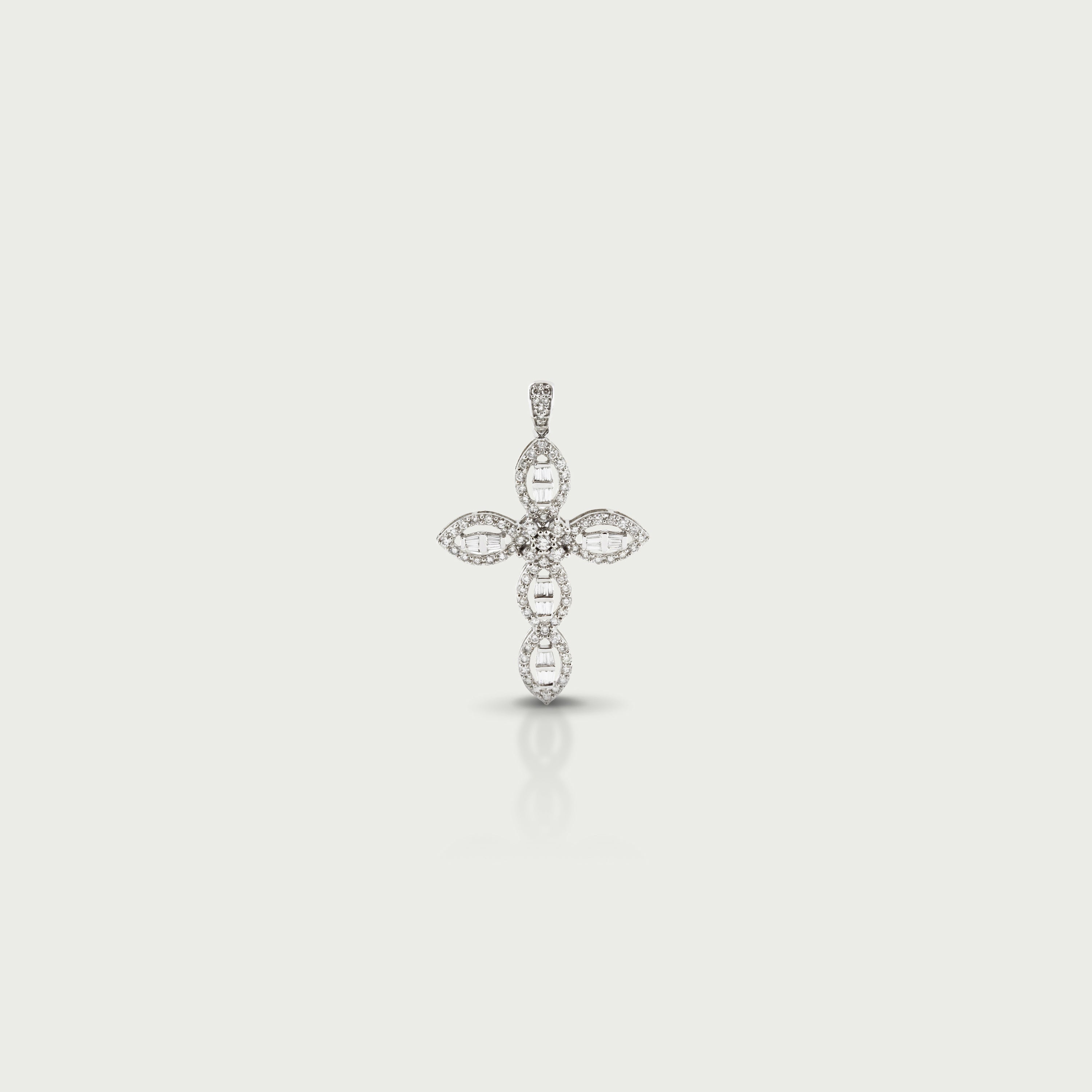 Amariné Cross Diamond Pendant