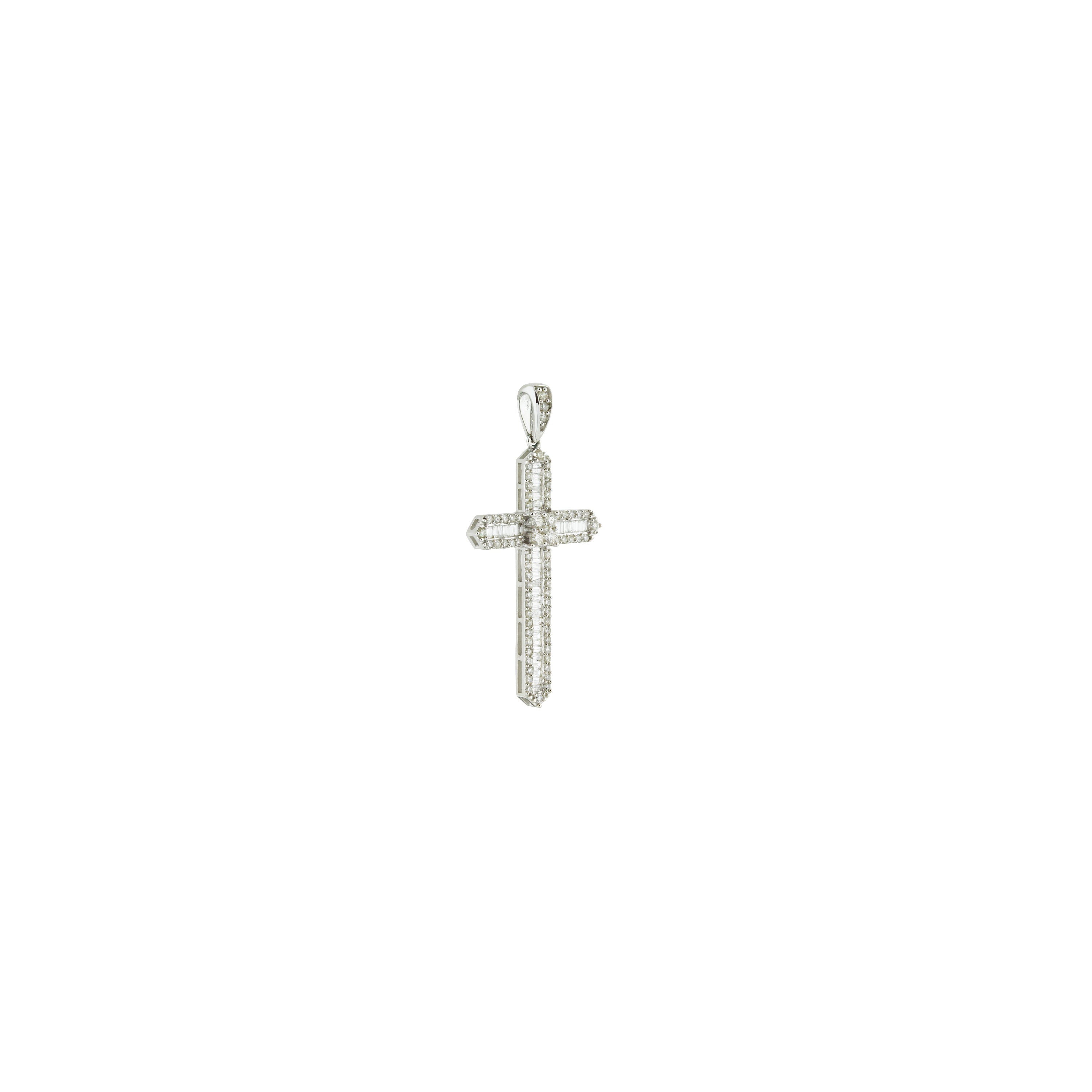 Valloria Cross Diamond Pendant