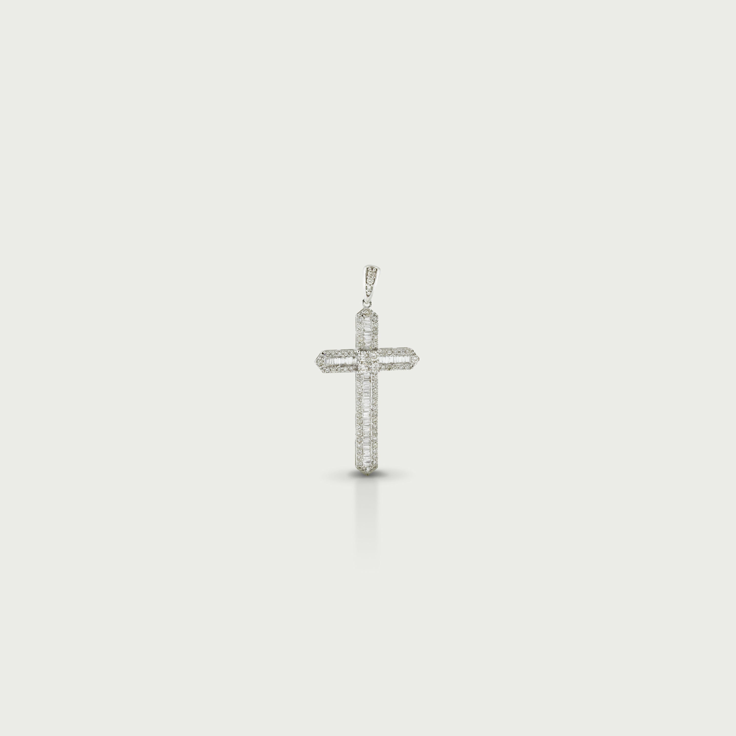 Valloria Cross Diamond Pendant