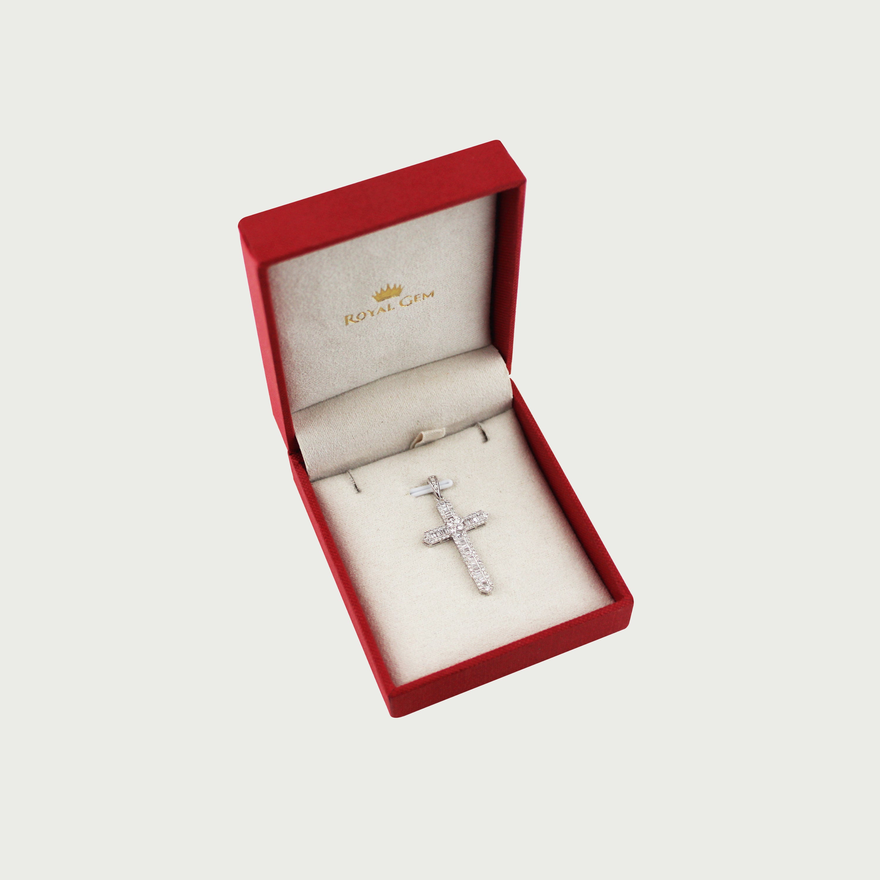 Valloria Cross Diamond Pendant