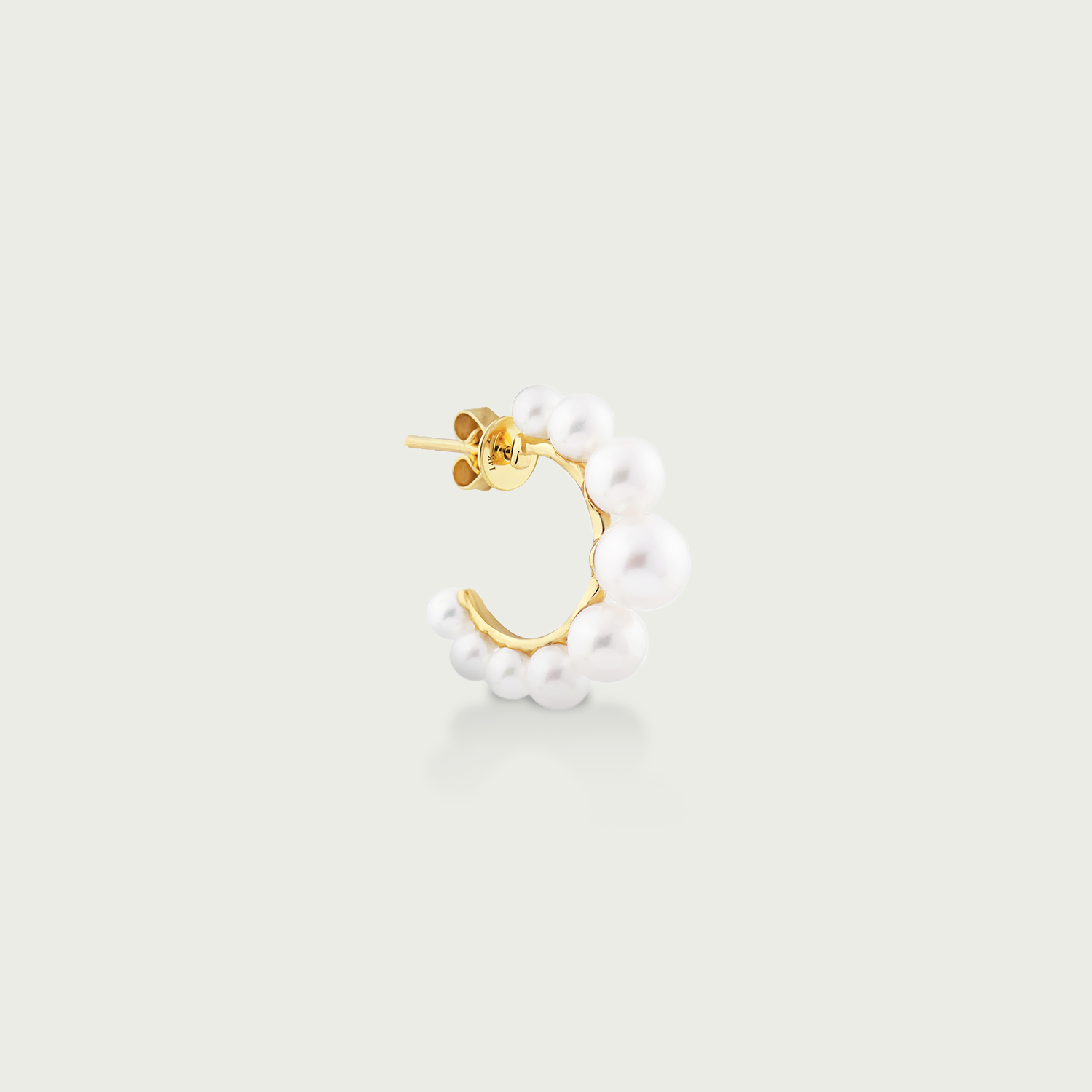 Ocean Empress Pearl Conch Hoop Earrings