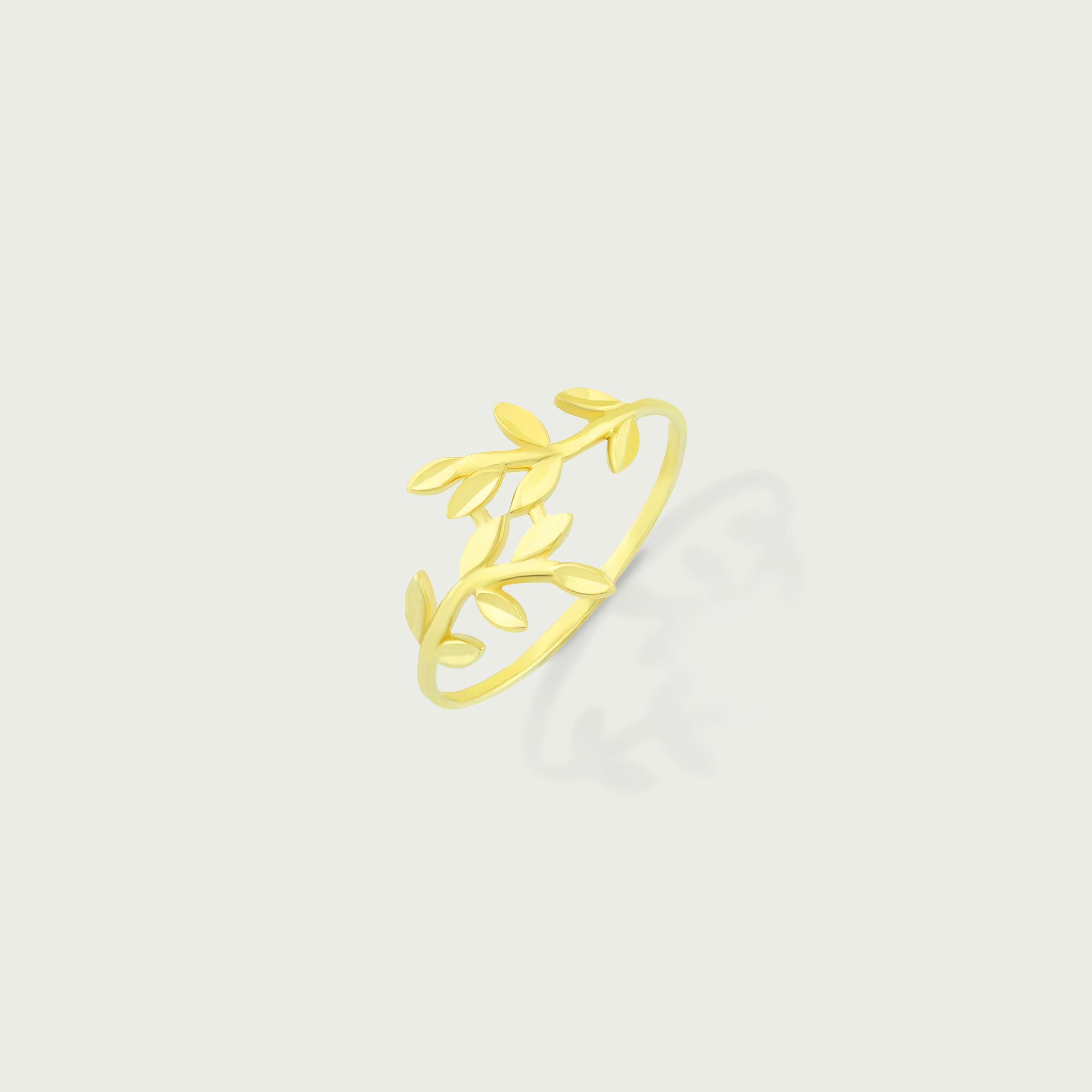 Fern Finesse Gold Ring