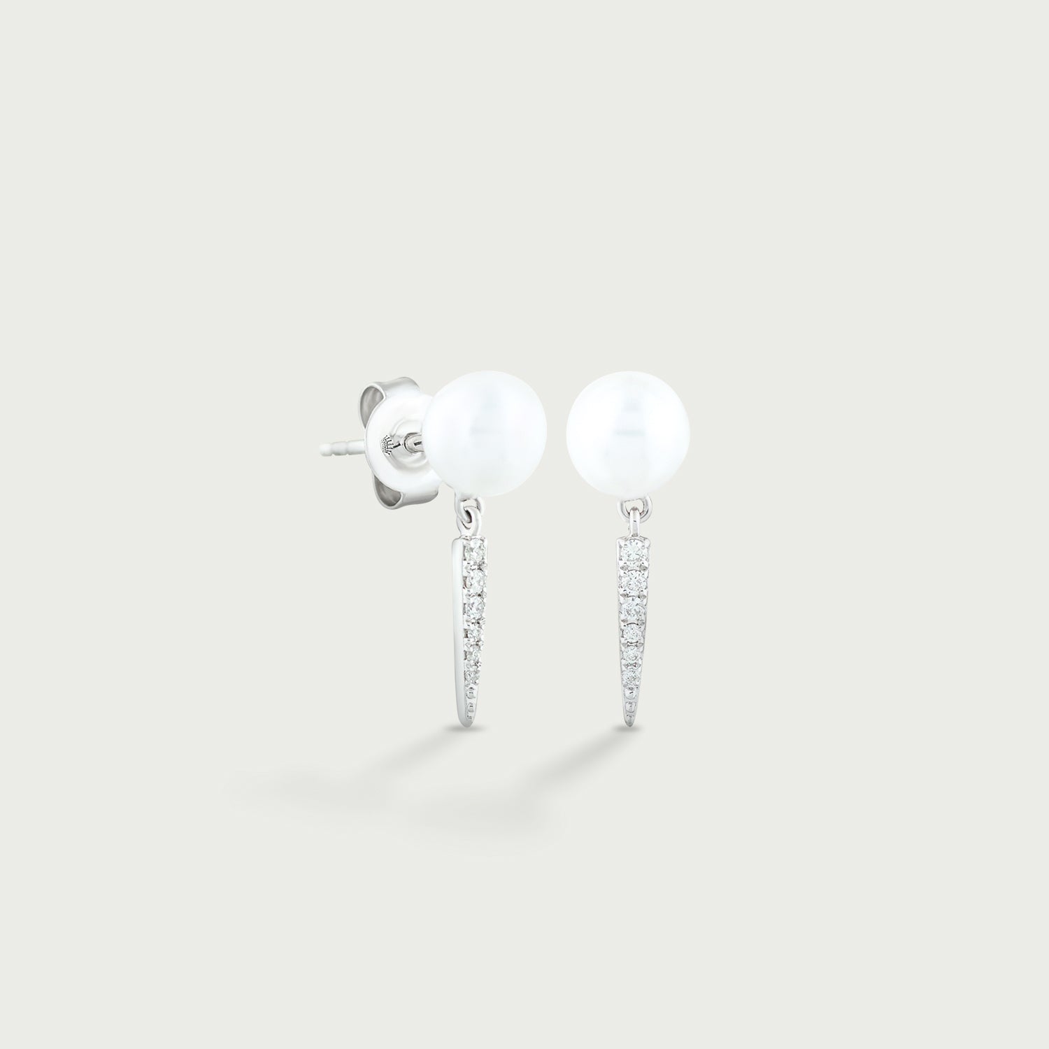 Swept by Sea Pearl Dangling Earrings
