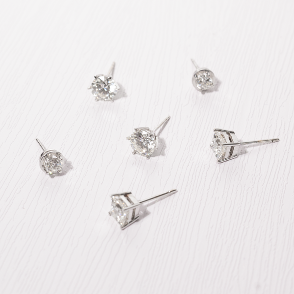 Round-Cut Diamond Solitaire Stud Earrings