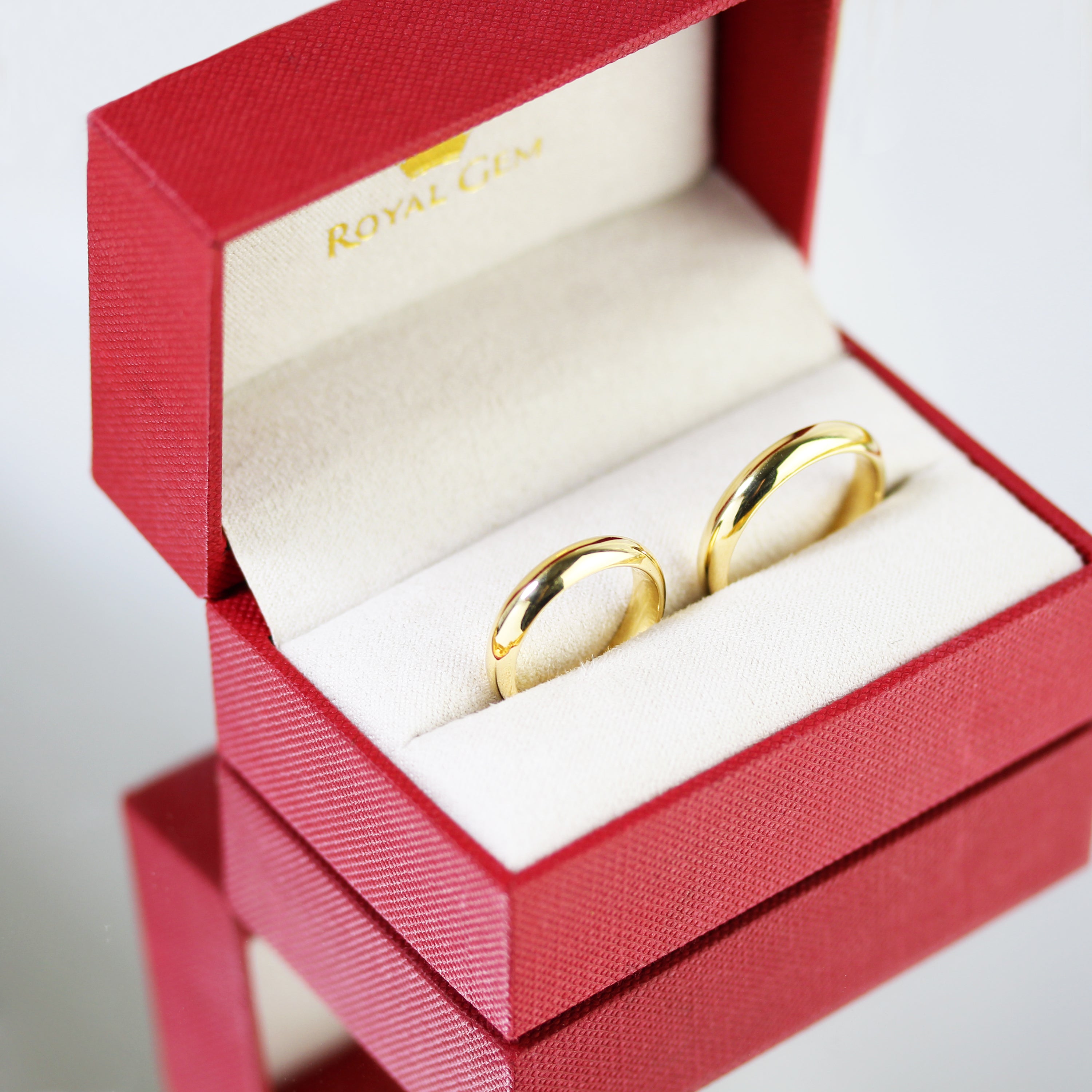 Ares Gold Wedding Ring