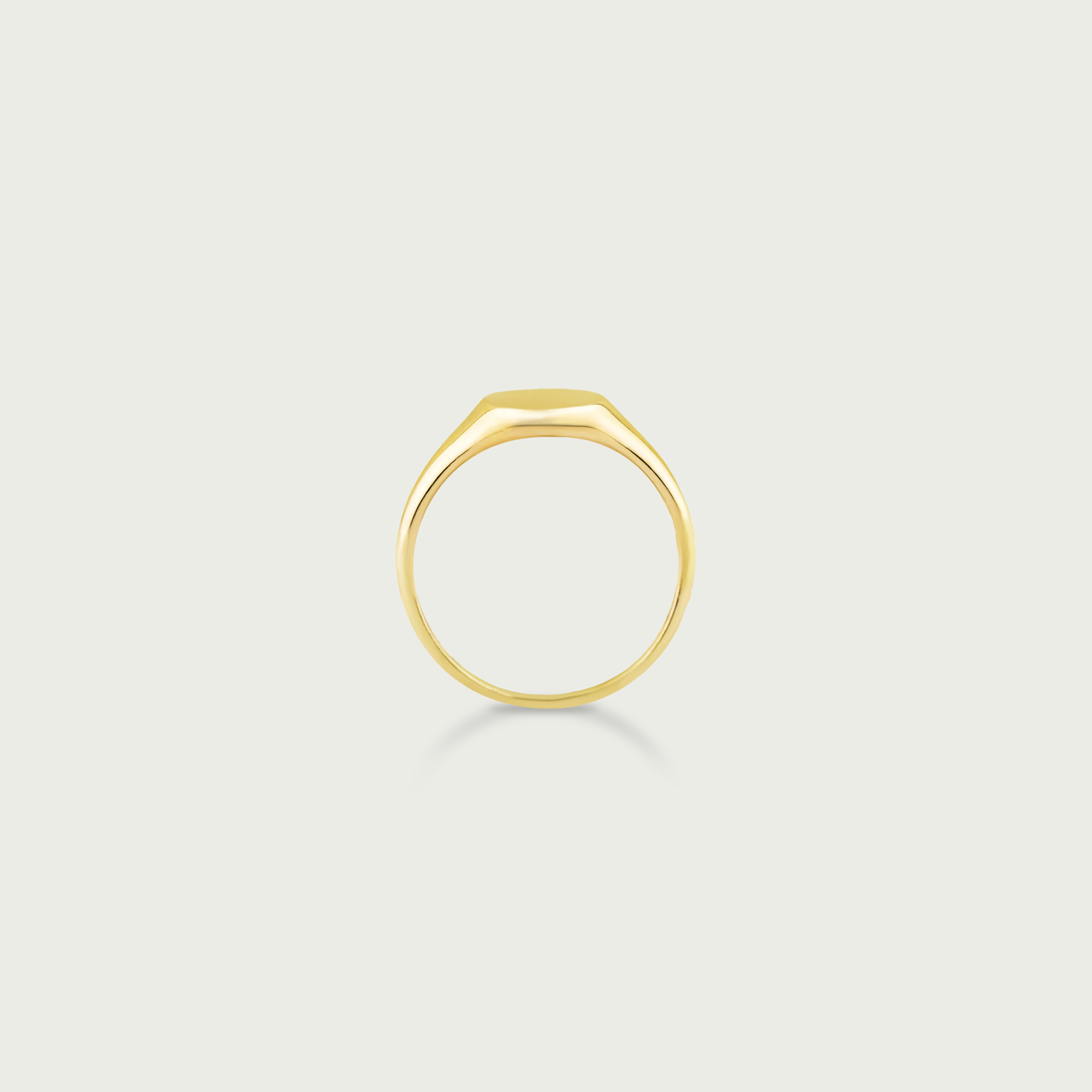 Centerstage Round Gold Ring