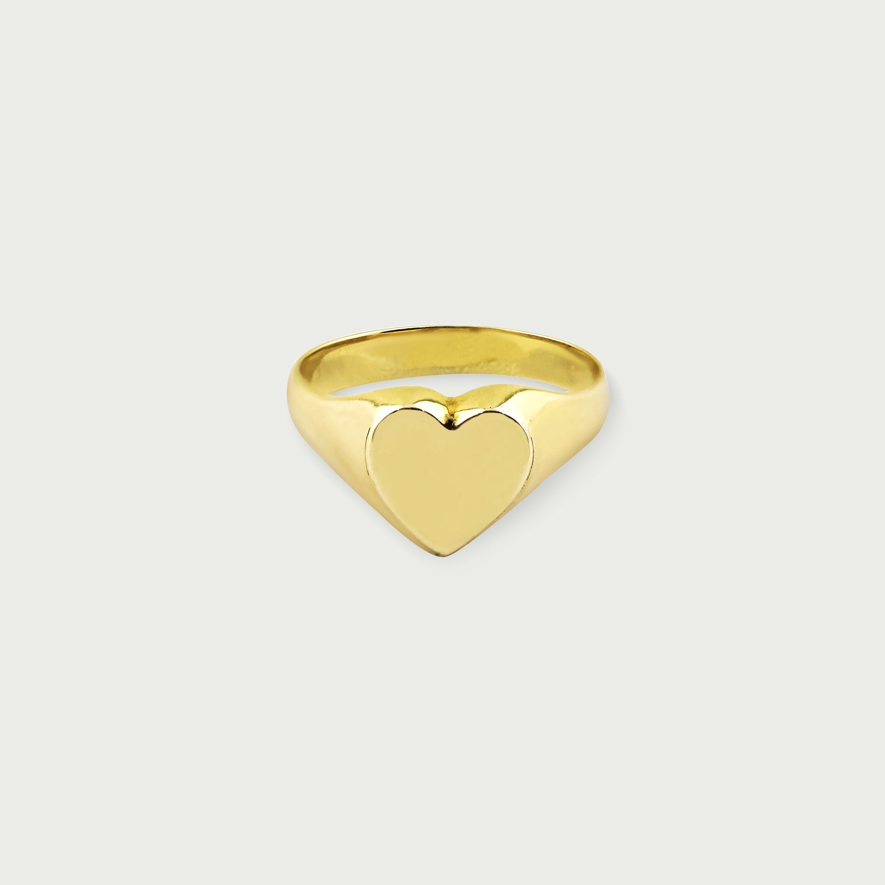 Centerstage Heart Gold Ring