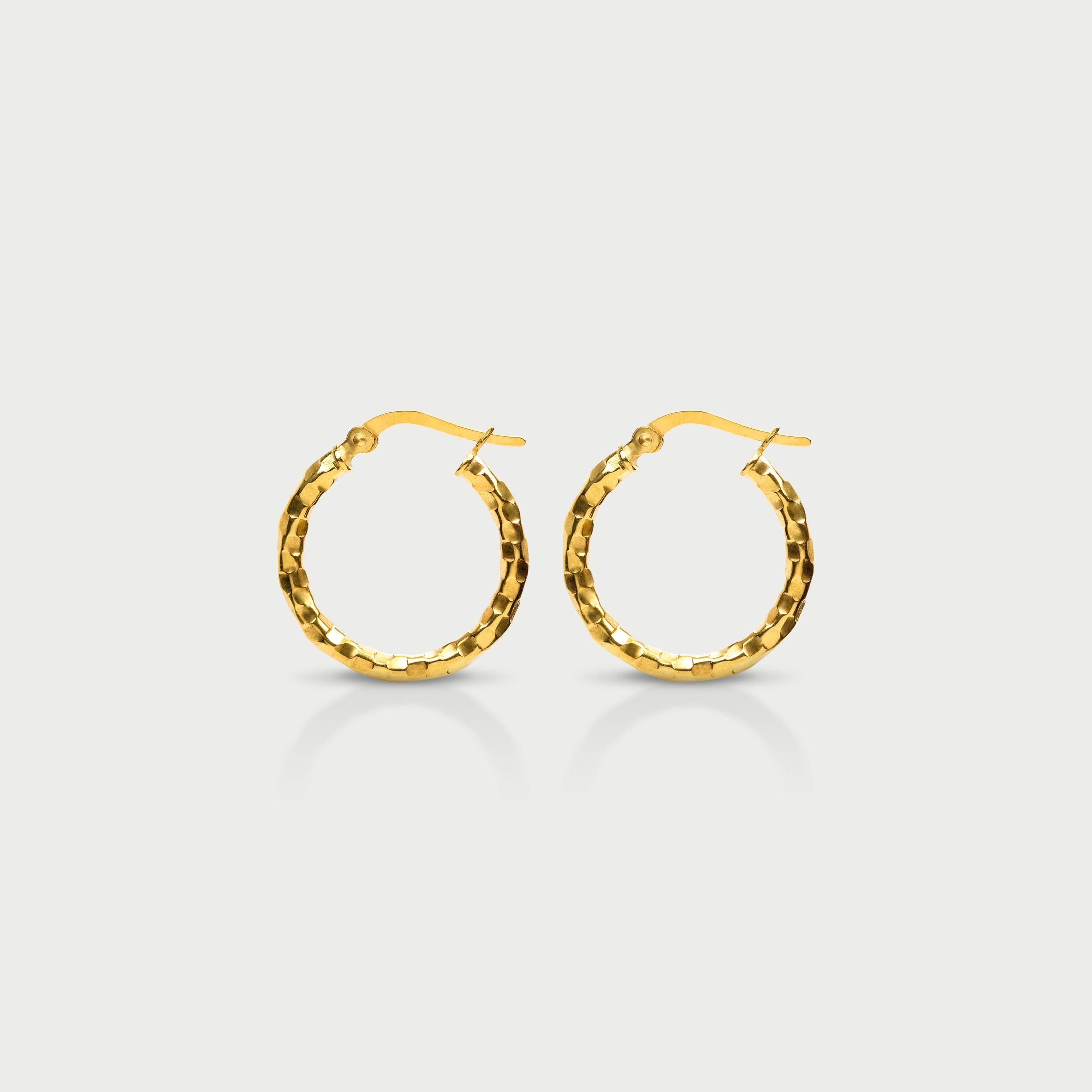 Chic Aura Gold Hoop Earrings
