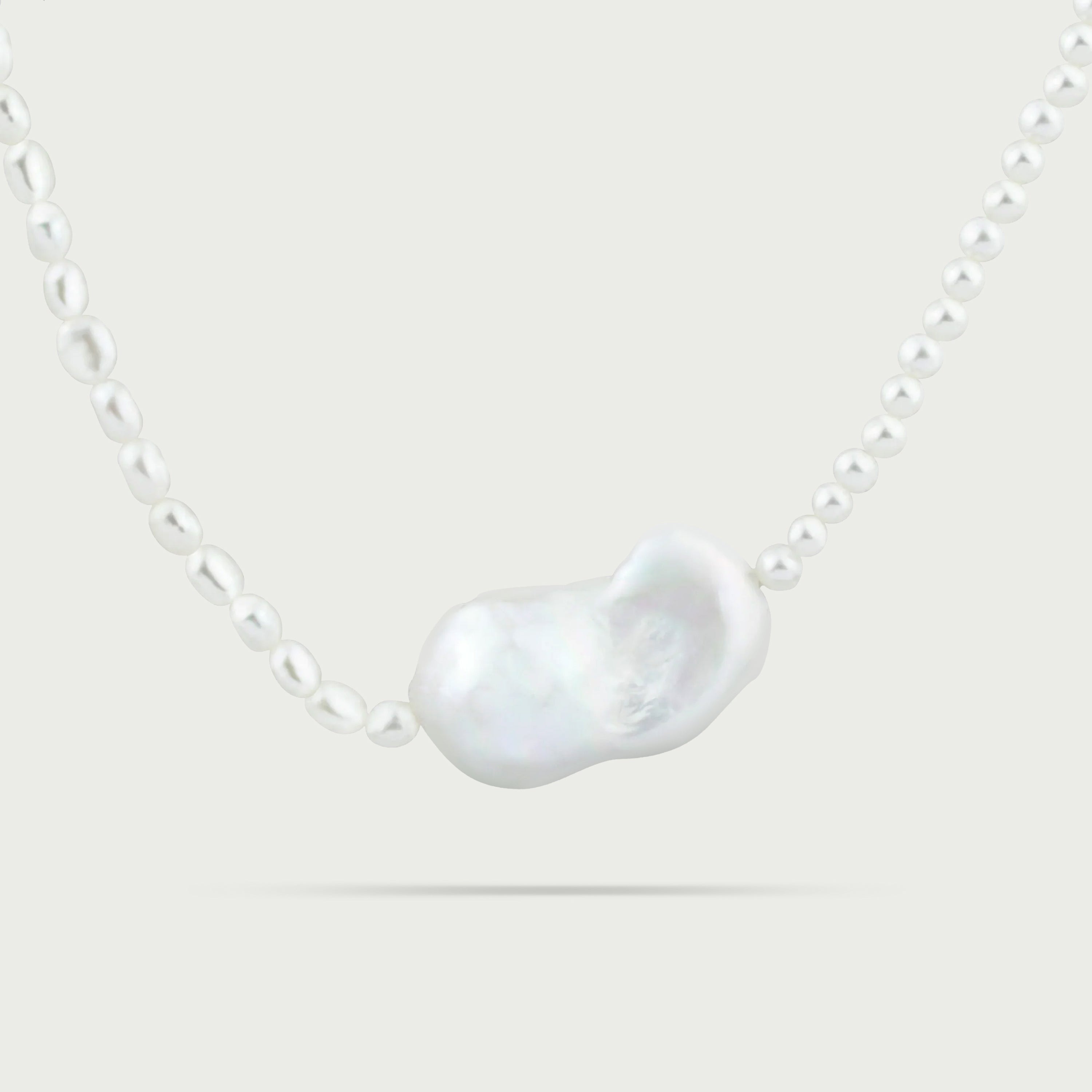 Ocean Hush Pearl Necklace