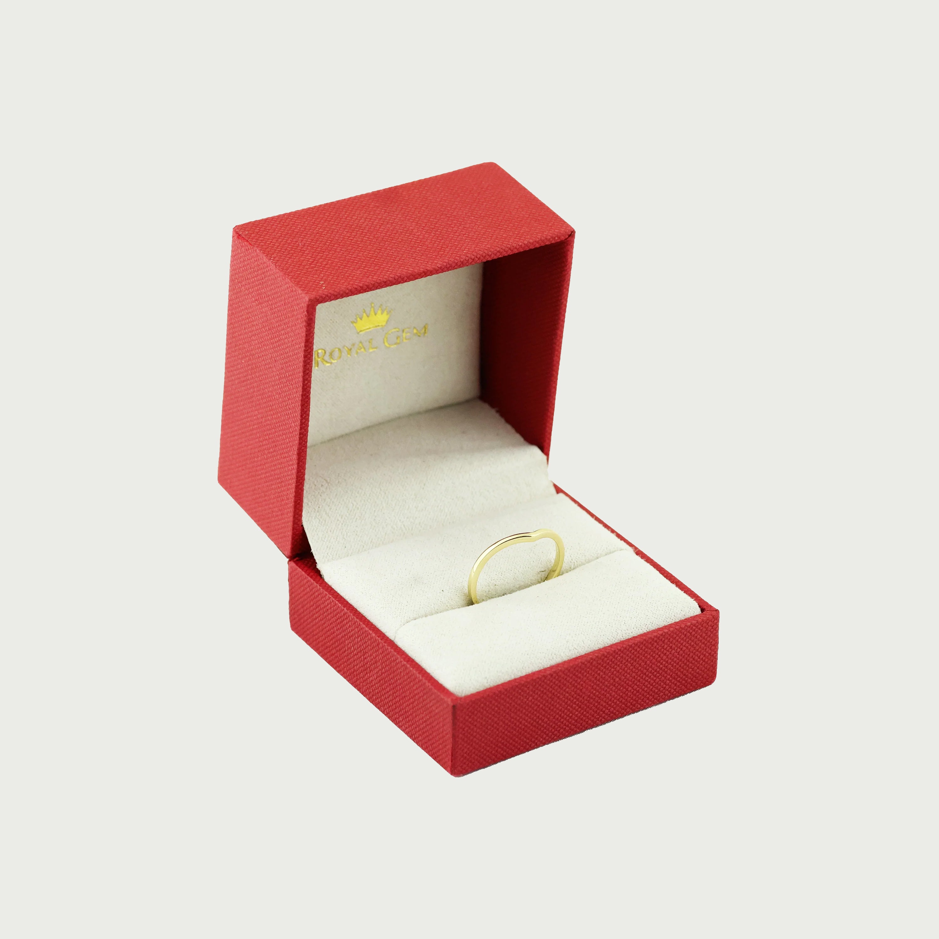 Sleek Move V Gold Ring