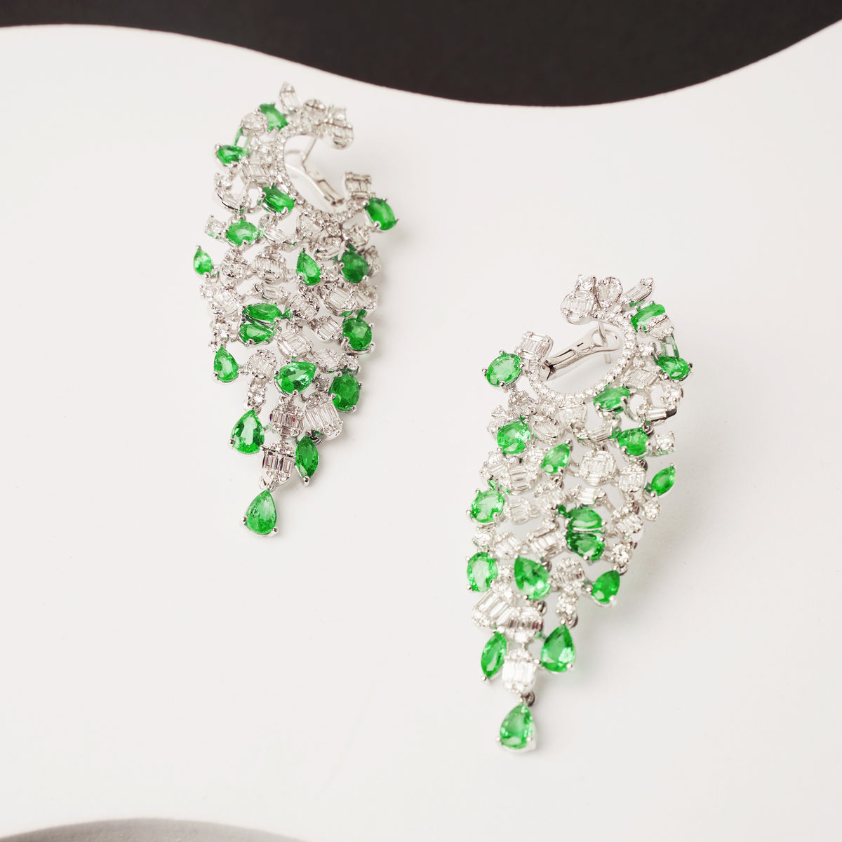 Image showcasing High Jewelry – Royal Gem